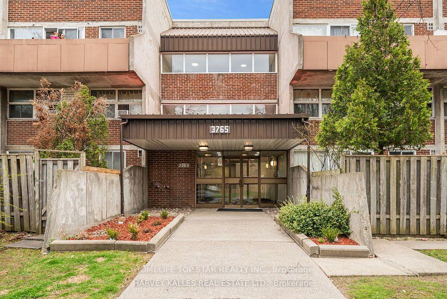 Photo of Unit 204, 3765 Sheppard Avenue