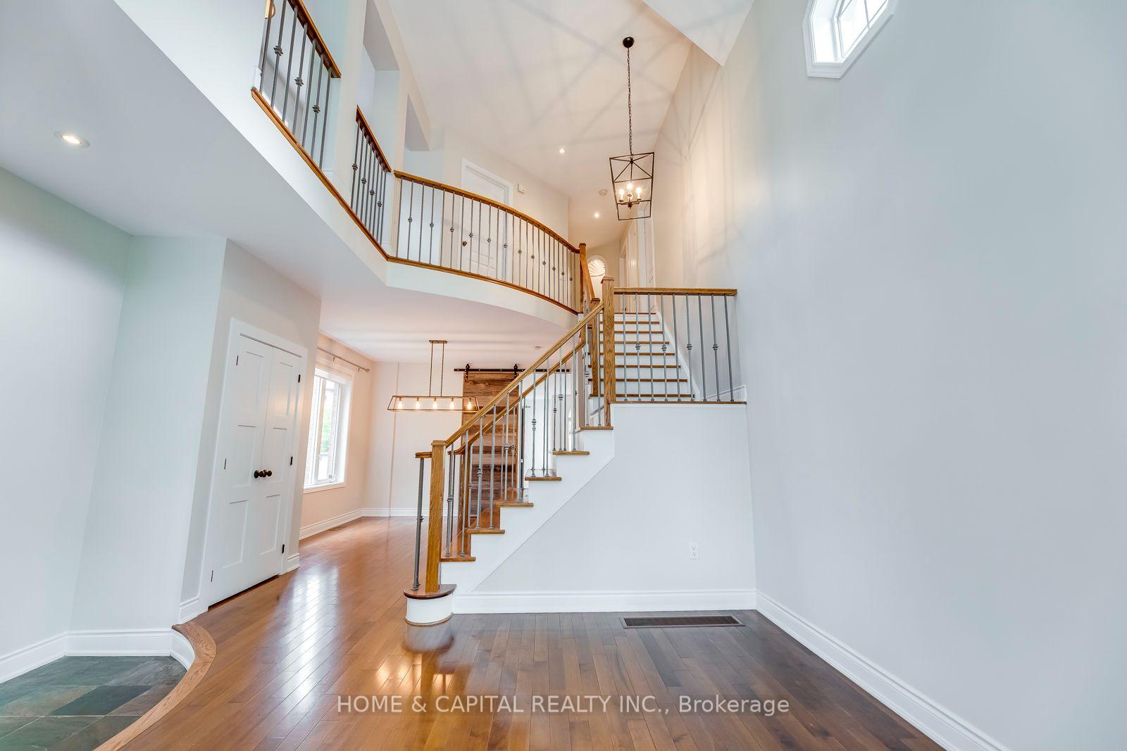Photo 12 of 3450 Wavecrest Street, Oakville, Bronte — HOMEH