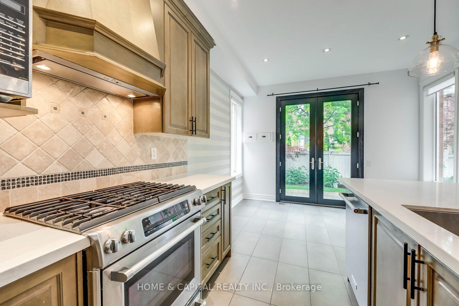 Photo 22 of 3450 Wavecrest Street, Oakville, Bronte — HOMEH