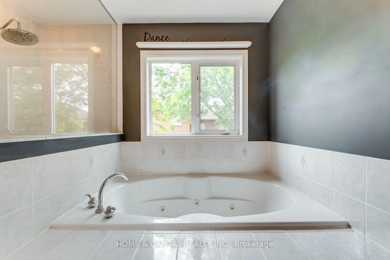 Photo 41 of 3450 Wavecrest Street, Oakville, Bronte — HOMEH