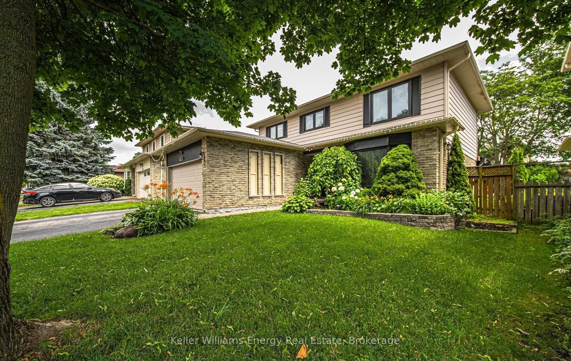 Photo 3 of 113 Robinson Crescent, Whitby, Pringle Creek — HOMEH
