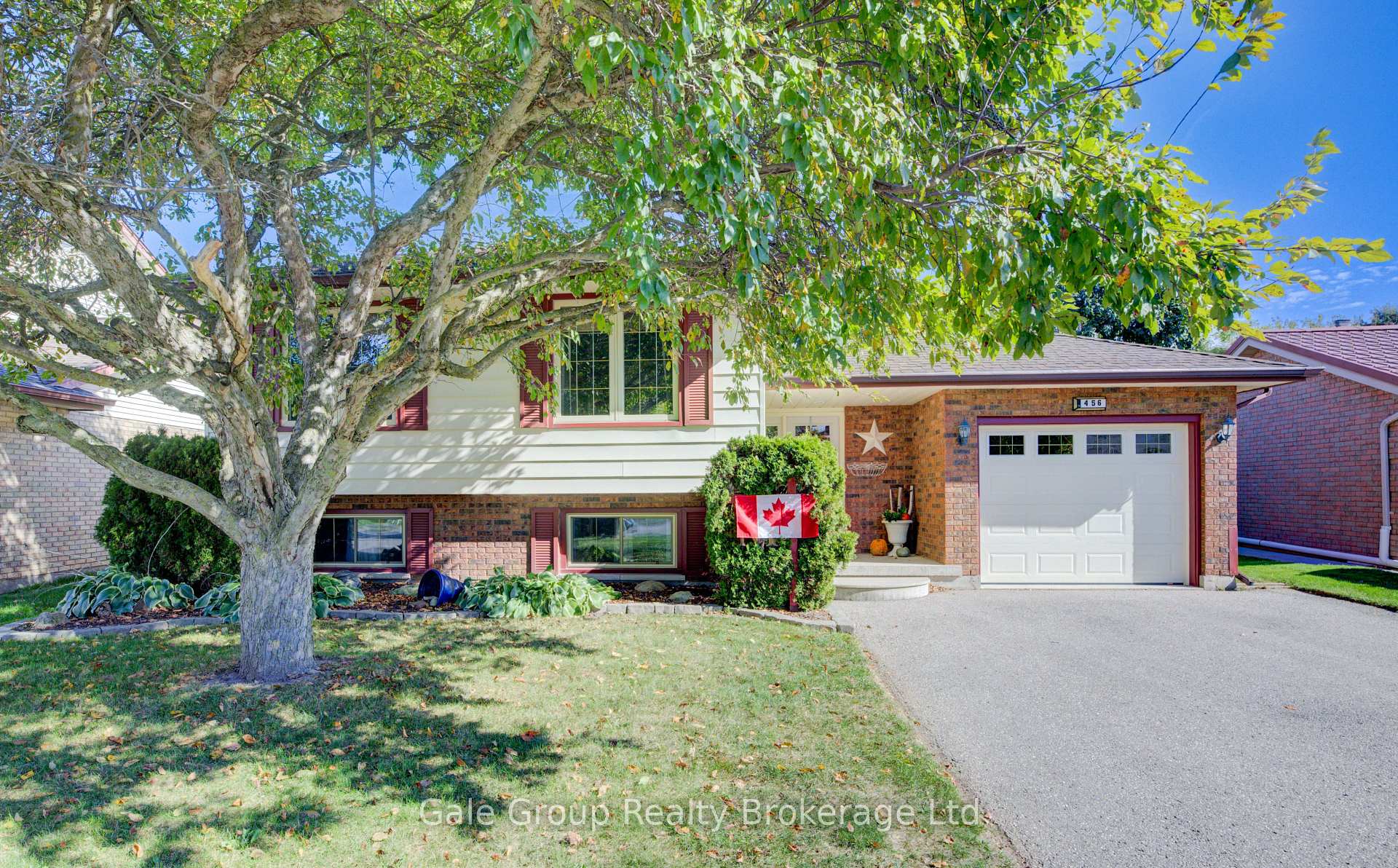 Photo of 456 Ojibway Street
