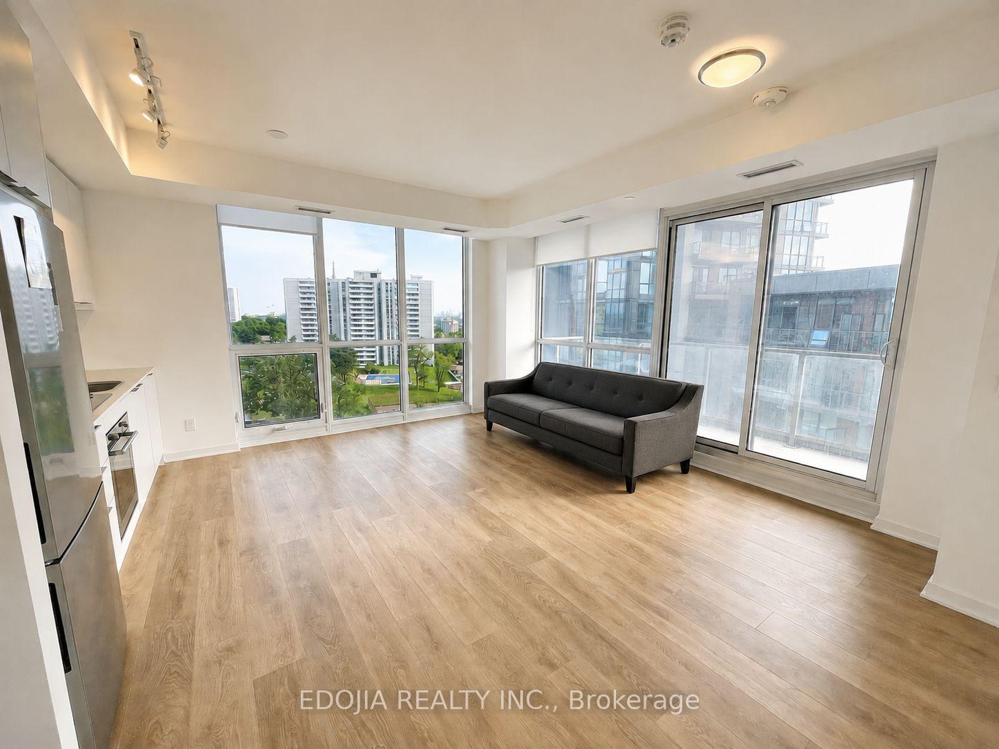 Front of Unit 707, 38 Forest Manor Road