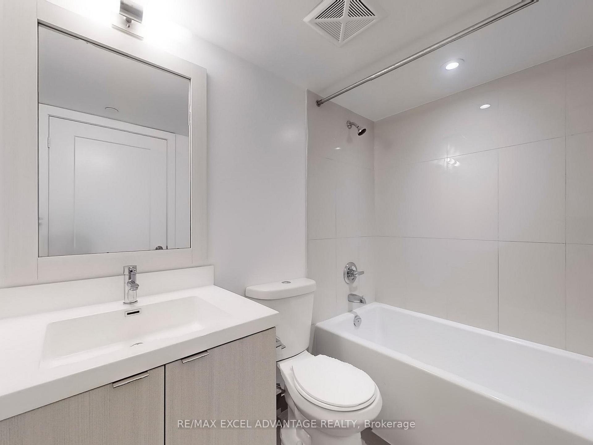 Photo 10 of Unit 910, 7 Mabelle Avenue, Etobicoke, Islington-City Centre West — HOMEH