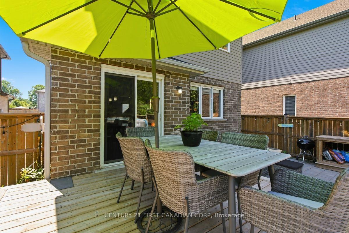 Photo 36 of 83 Yvonne Crescent, London, South I — HOMEH