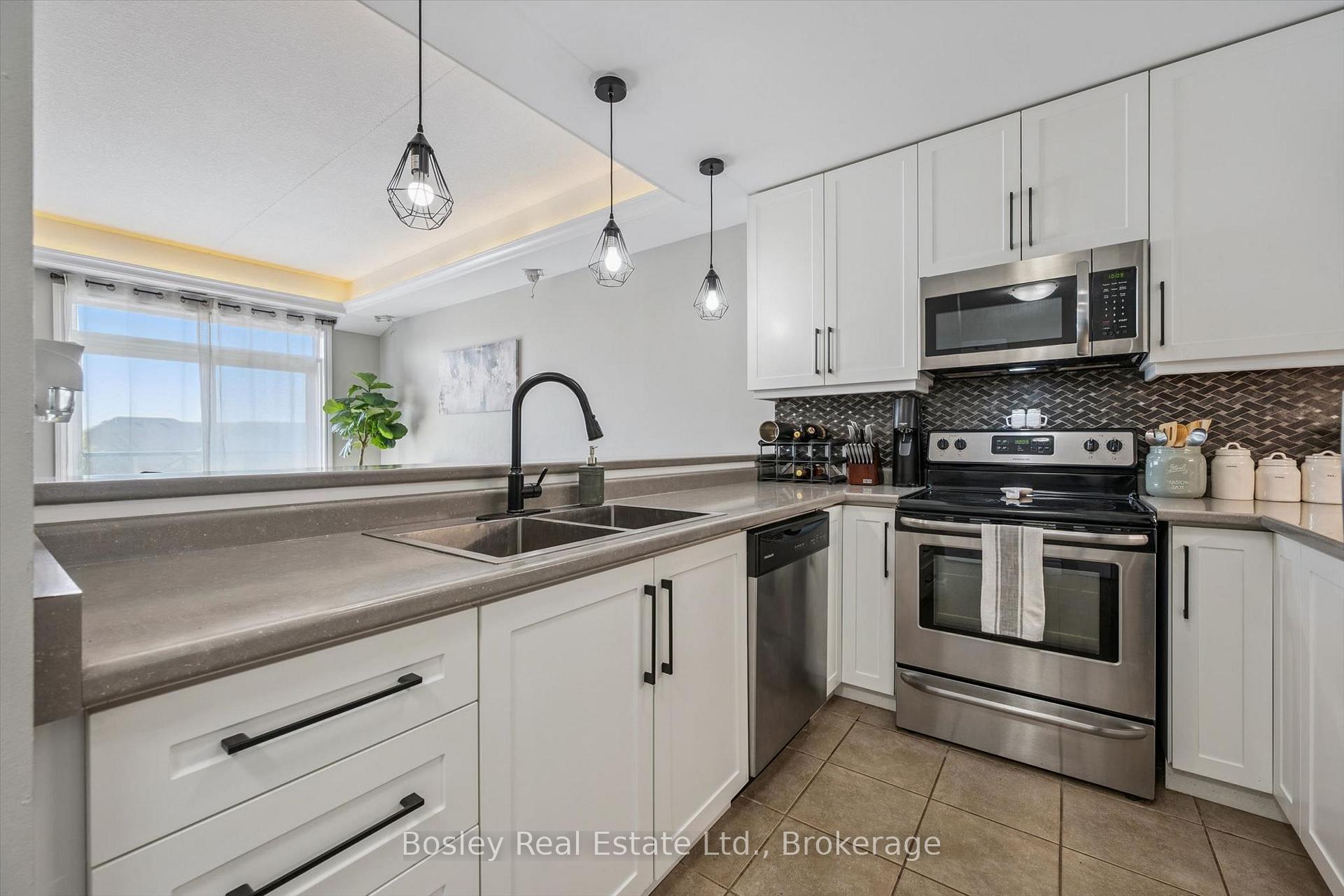 Photo of Unit 314, 2 Colonial Drive