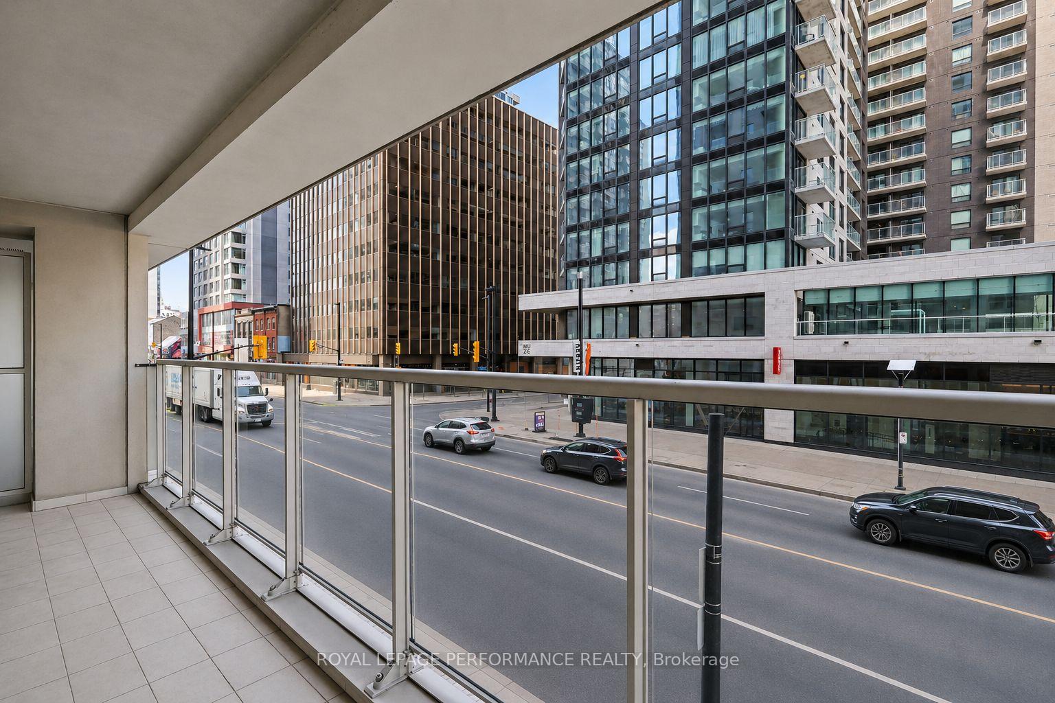 Photo 15 of Unit 204, 242 Rideau Street, Ottawa, Sandy Hill — HOMEH