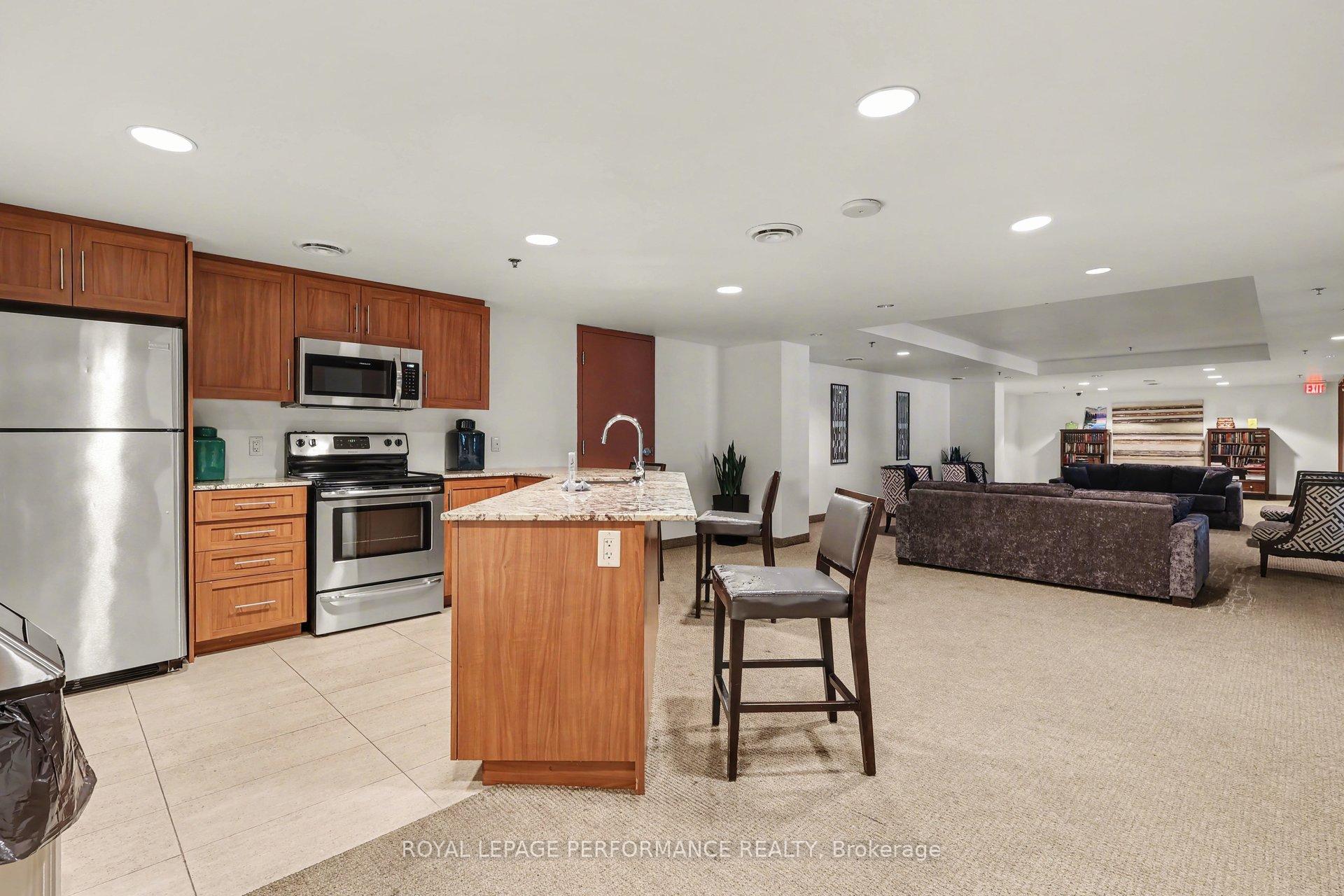 Photo 22 of Unit 204, 242 Rideau Street, Ottawa, Sandy Hill — HOMEH