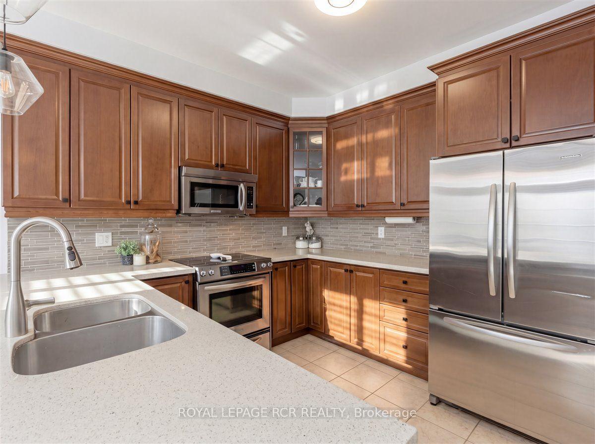 Photo 10 of 4 Gamble Drive, Ajax, Northeast Ajax — HOMEH