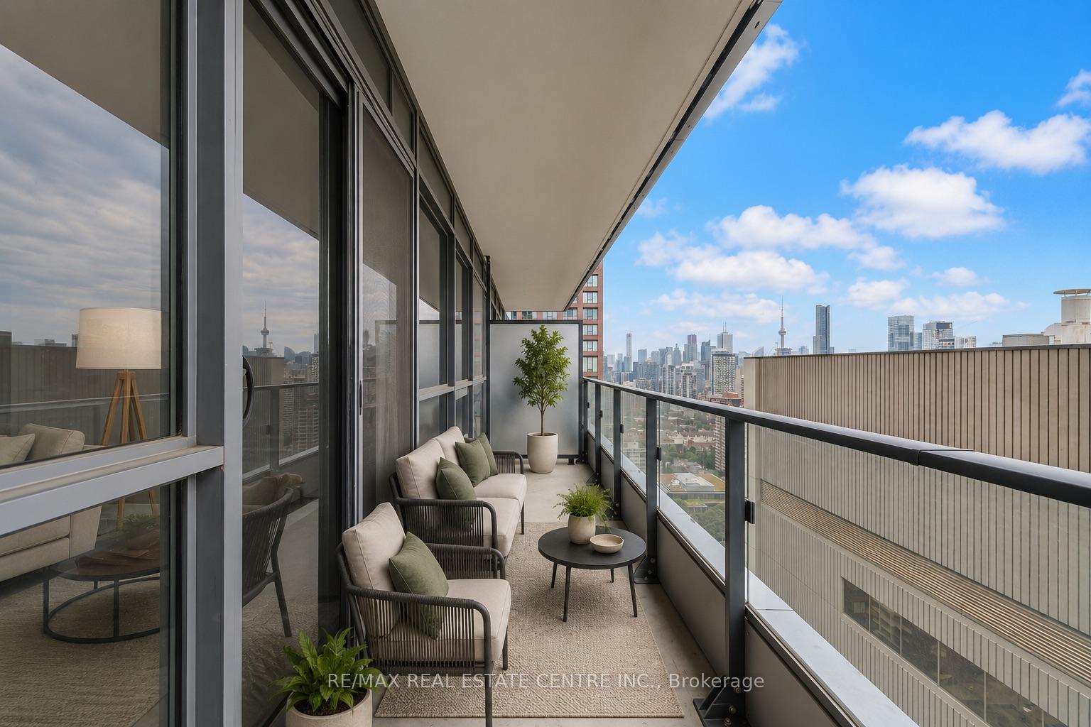 Photo 15 of Unit 2503, 395 Bloor Street E, Toronto, North St. James Town — HOMEH