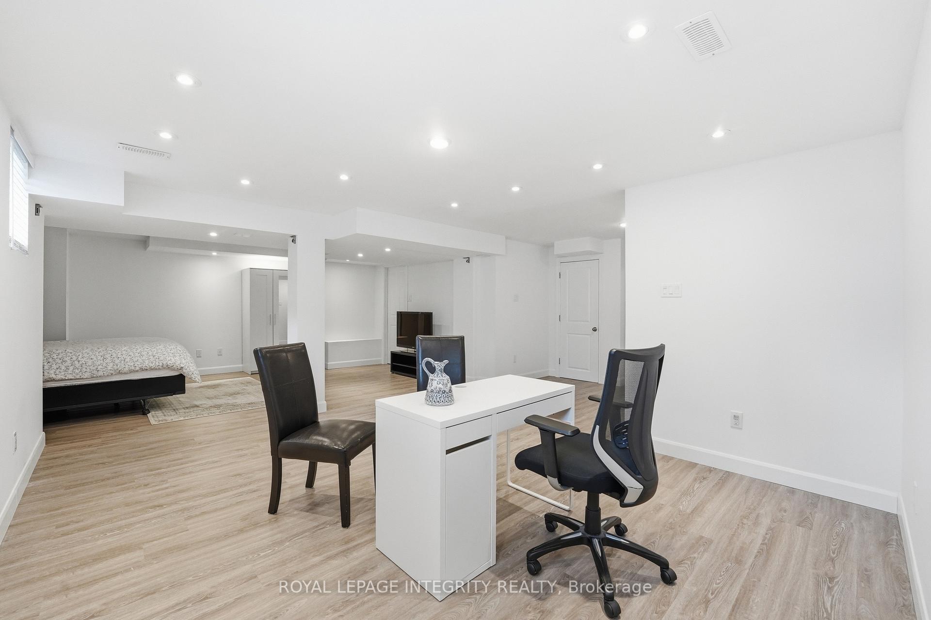Photo 42 of 224 Ponderosa Street, Ottawa, Kanata - Emerald Meadows/Trailwest — HOMEH