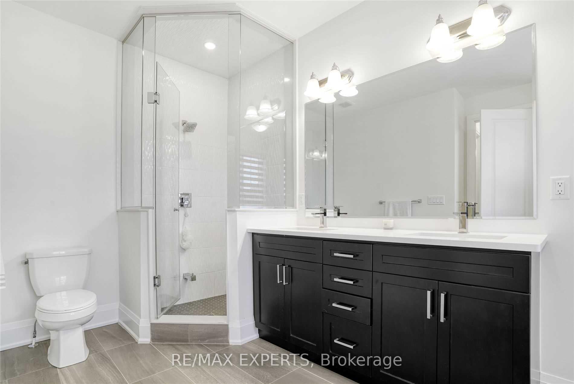Photo 21 of 38 Chorus Crescent, Vaughan, Kleinburg — HOMEH