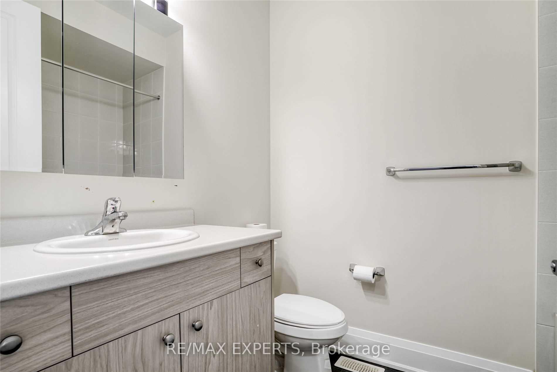 Photo 27 of 38 Chorus Crescent, Vaughan, Kleinburg — HOMEH