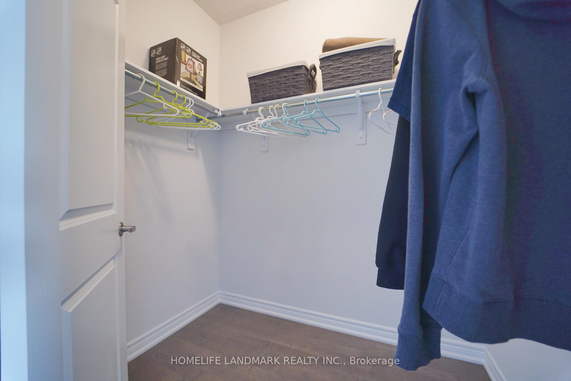 Photo 4 of 36 Thelma Drive, Whitby, Rural Whitby — HOMEH