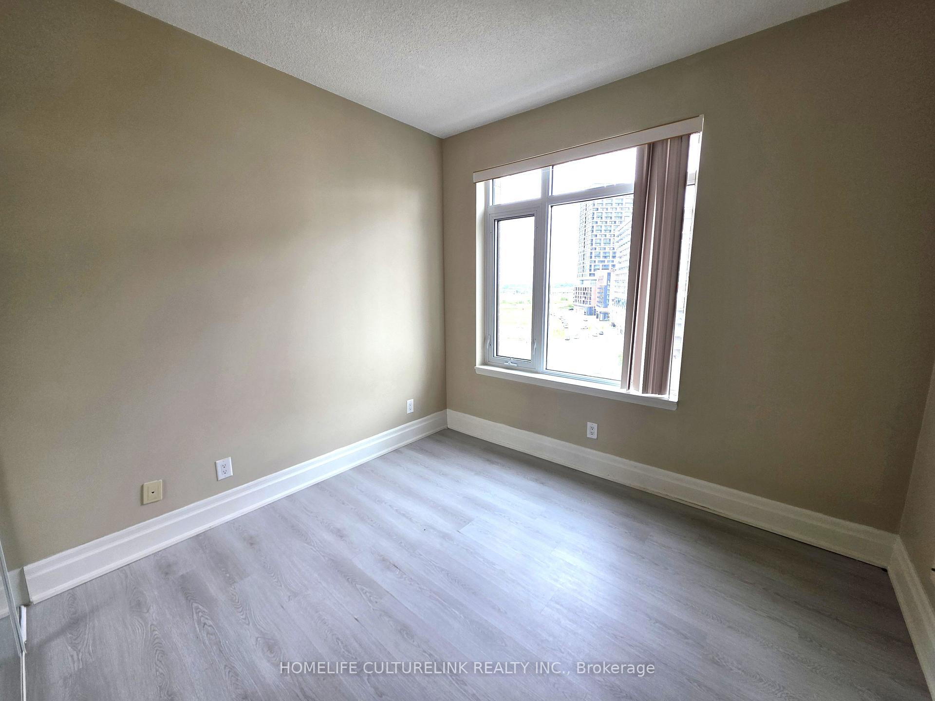 Photo 14 of Unit 804, 131 Upper Duke Crescent, Markham, Unionville — HOMEH