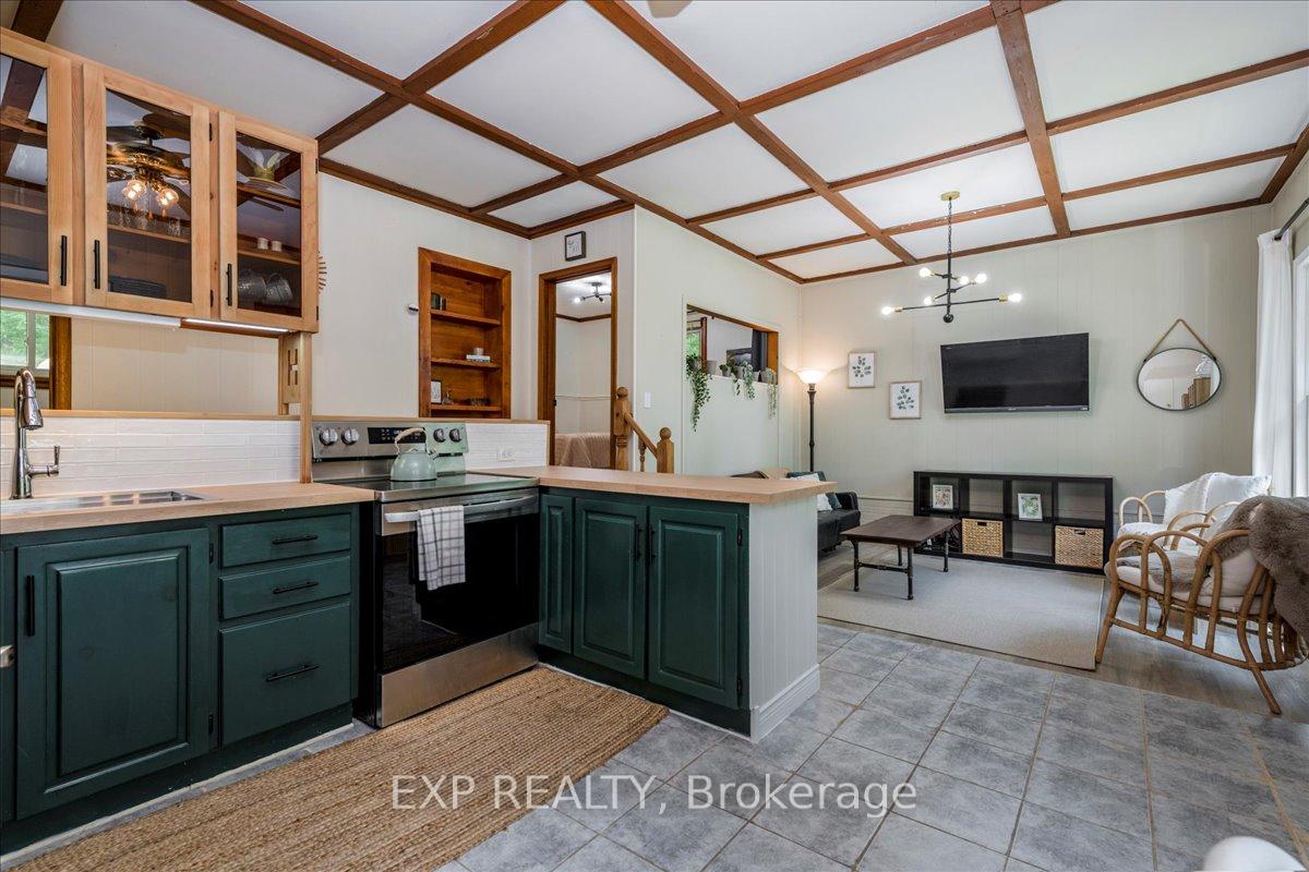 Photo 5 of 1867 Fraserburg Road, Bracebridge, Draper — HOMEH