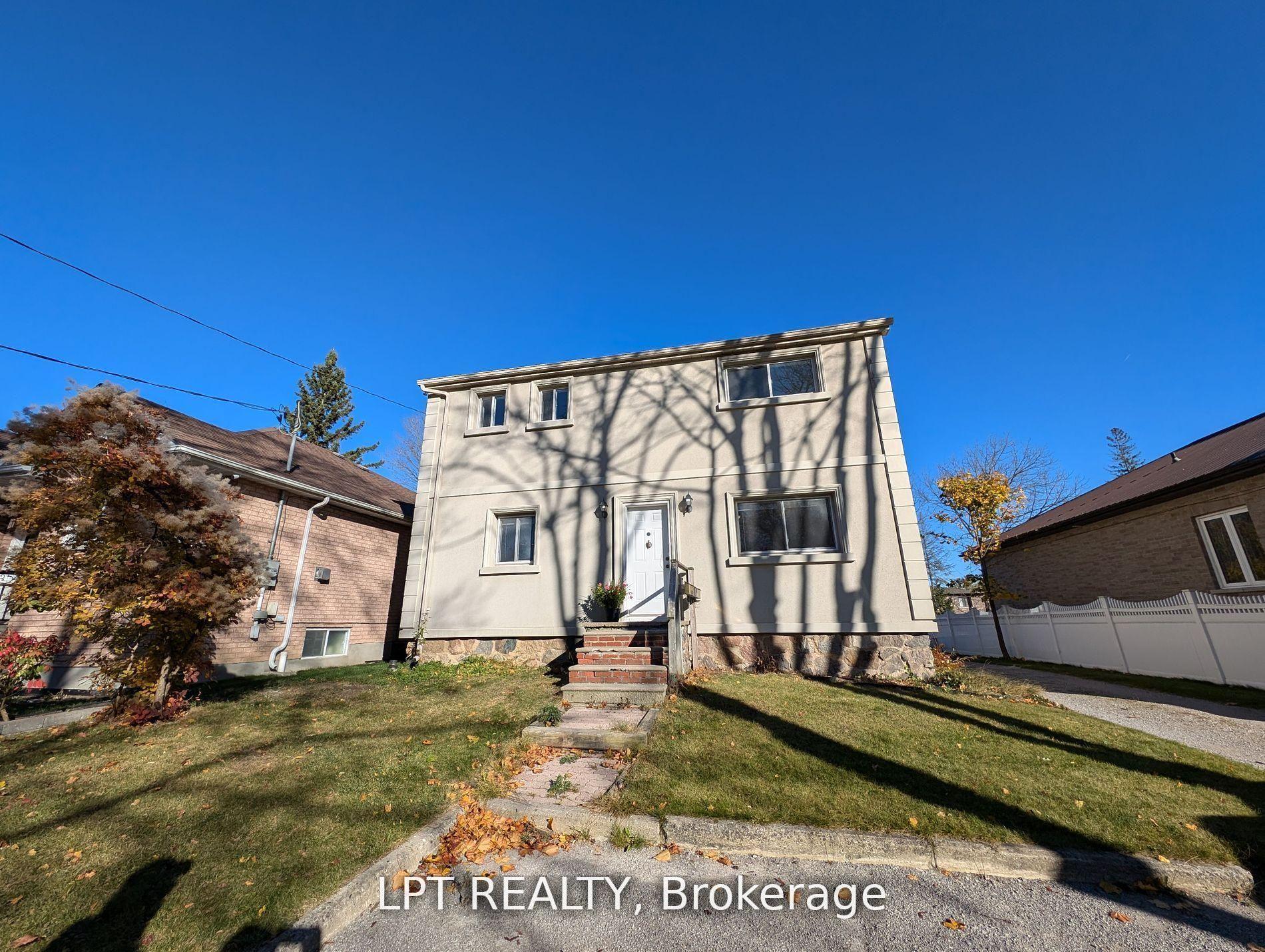 Photo 2 of Unit Main, 9 Atkinson Avenue, Scarborough, West Hill — HOMEH