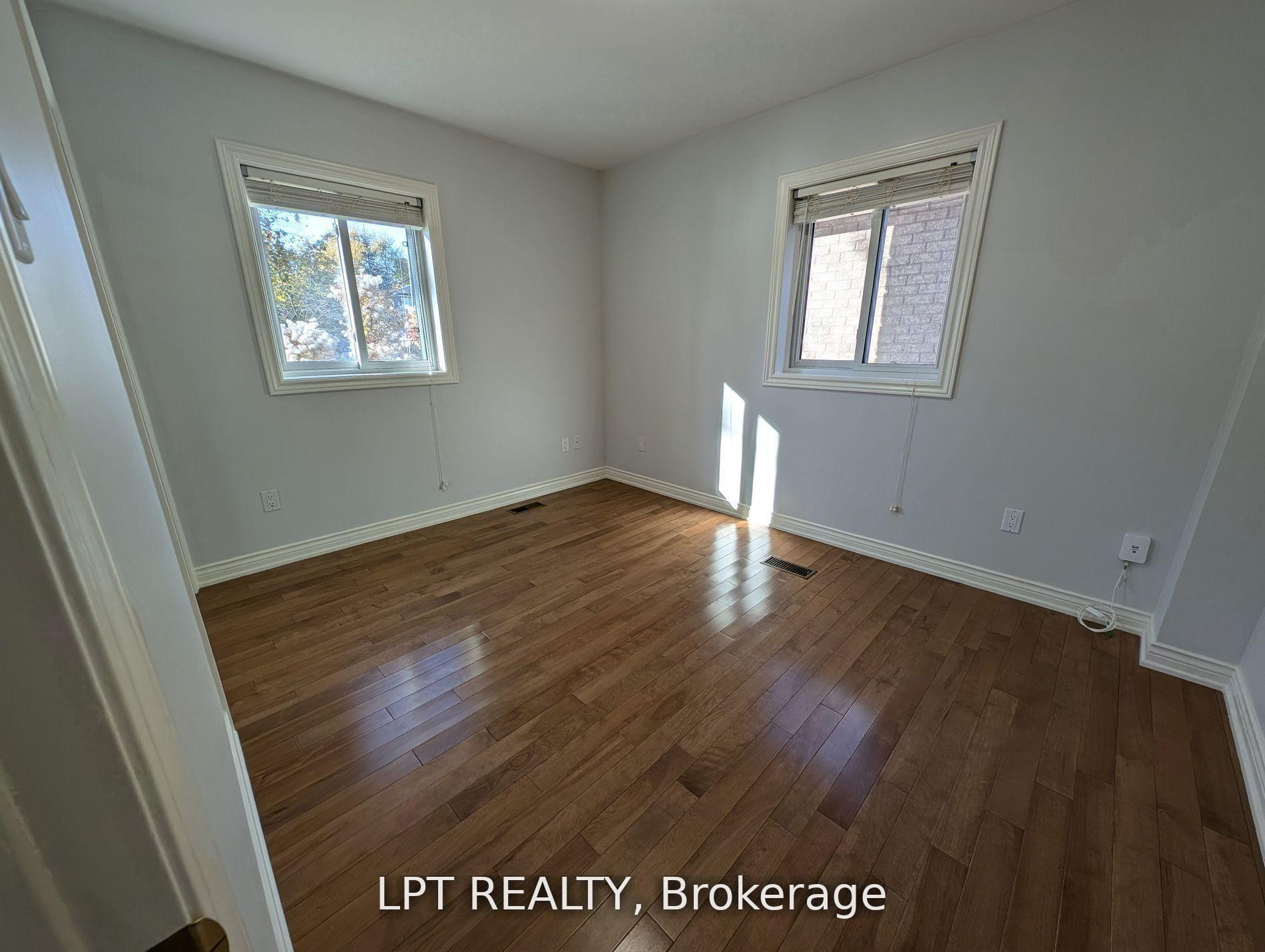 Photo 10 of Unit Main, 9 Atkinson Avenue, Scarborough, West Hill — HOMEH