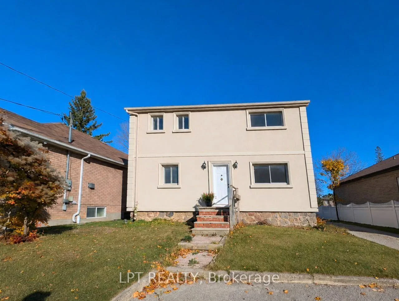 Photo 1 of Unit Main, 9 Atkinson Avenue, Scarborough, West Hill — HOMEH