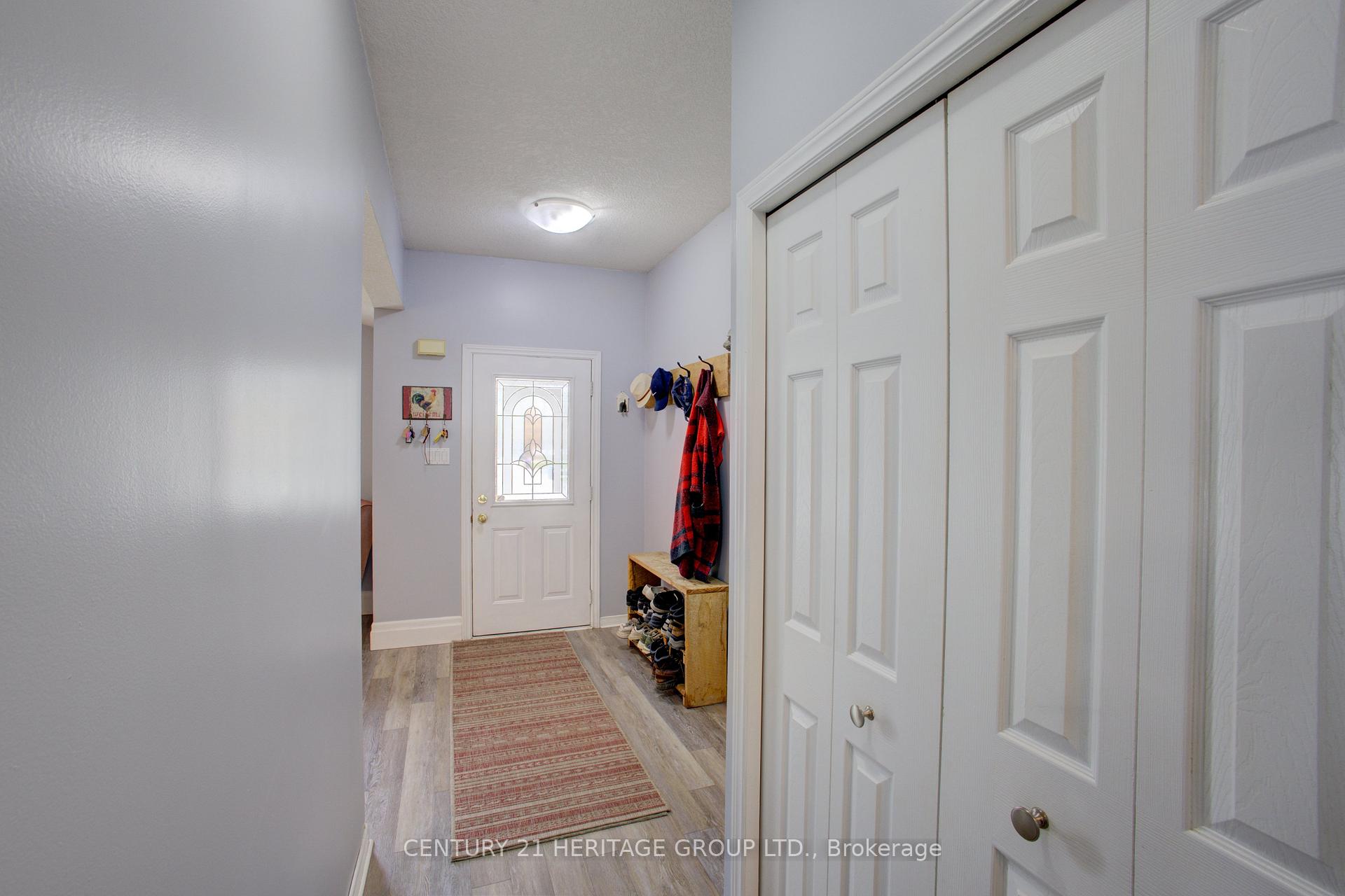 Photo 5 of 137 Queen Street, New Tecumseth, Alliston — HOMEH