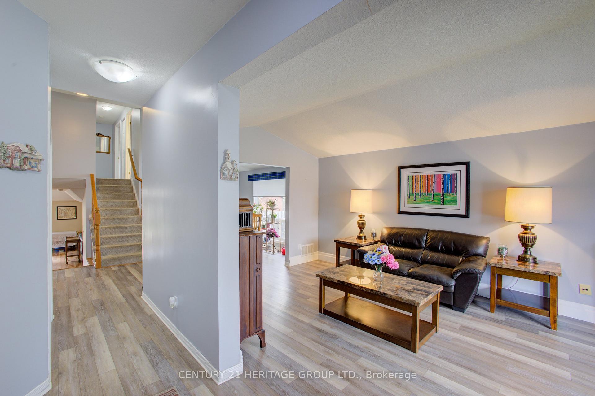Photo 6 of 137 Queen Street, New Tecumseth, Alliston — HOMEH