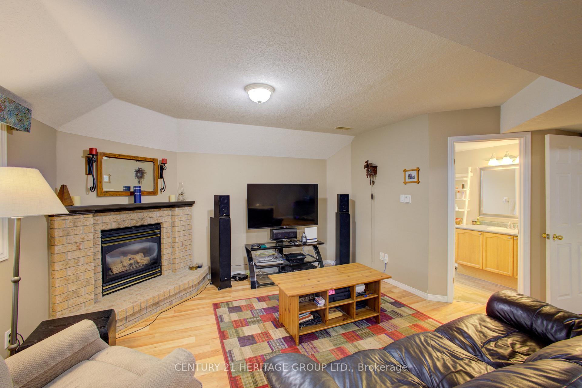 Photo 25 of 137 Queen Street, New Tecumseth, Alliston — HOMEH