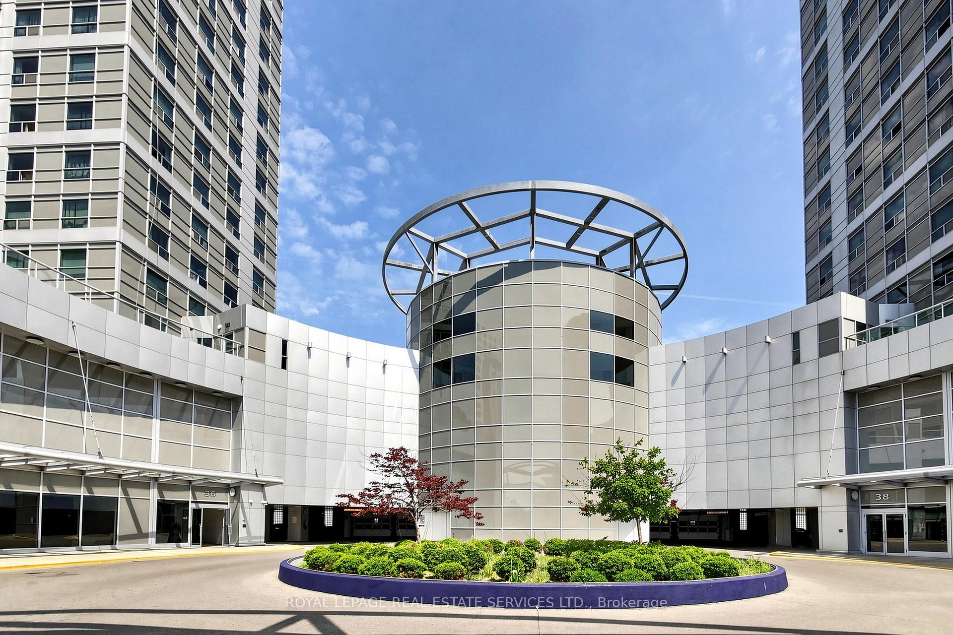 Photo 3 of Unit 3503, 38 Lee Centre Drive, Scarborough, Woburn — HOMEH