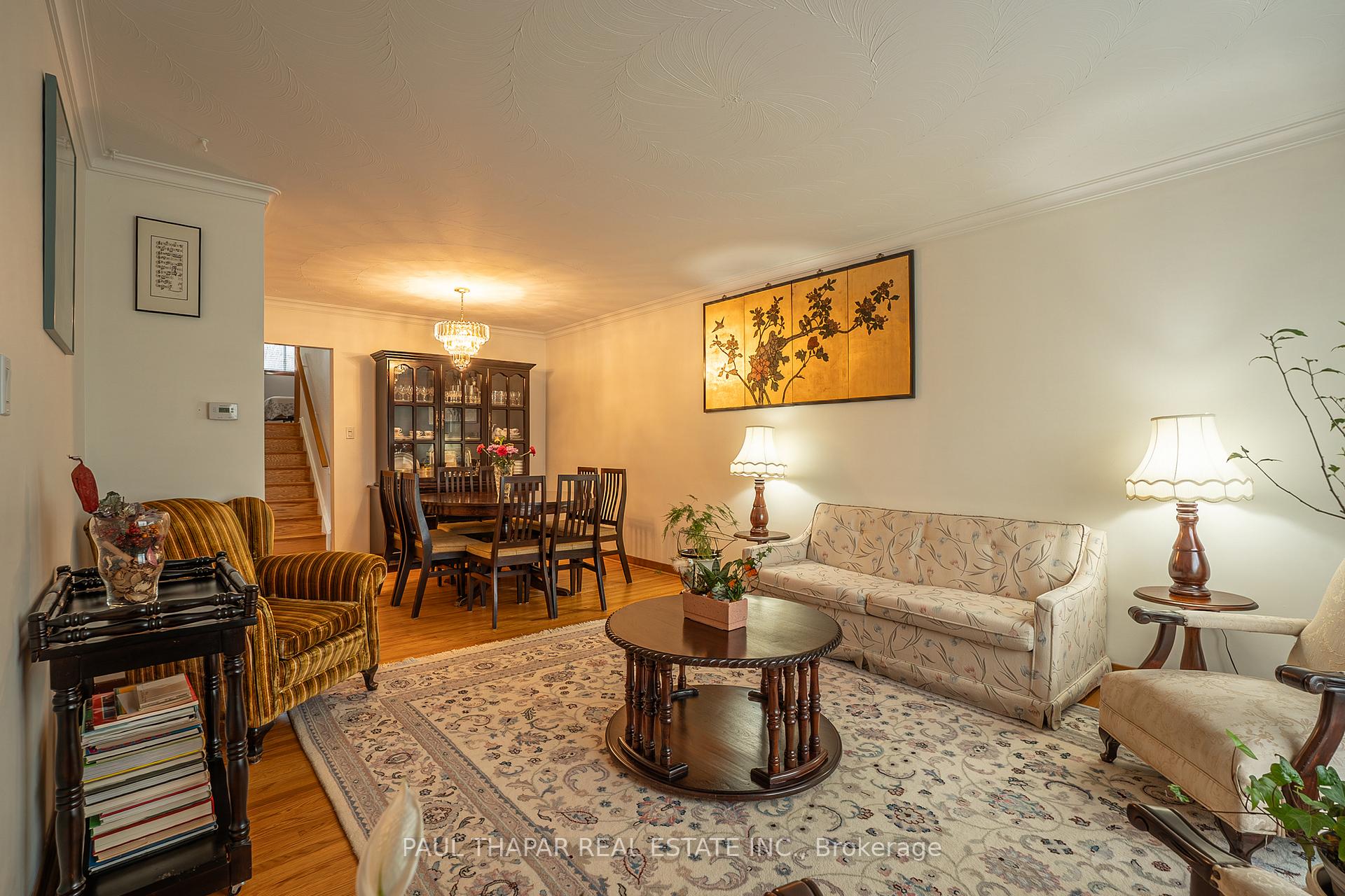 Photo 8 of 10 Castlebury Crescent, North York, Bayview Woods-Steeles — HOMEH