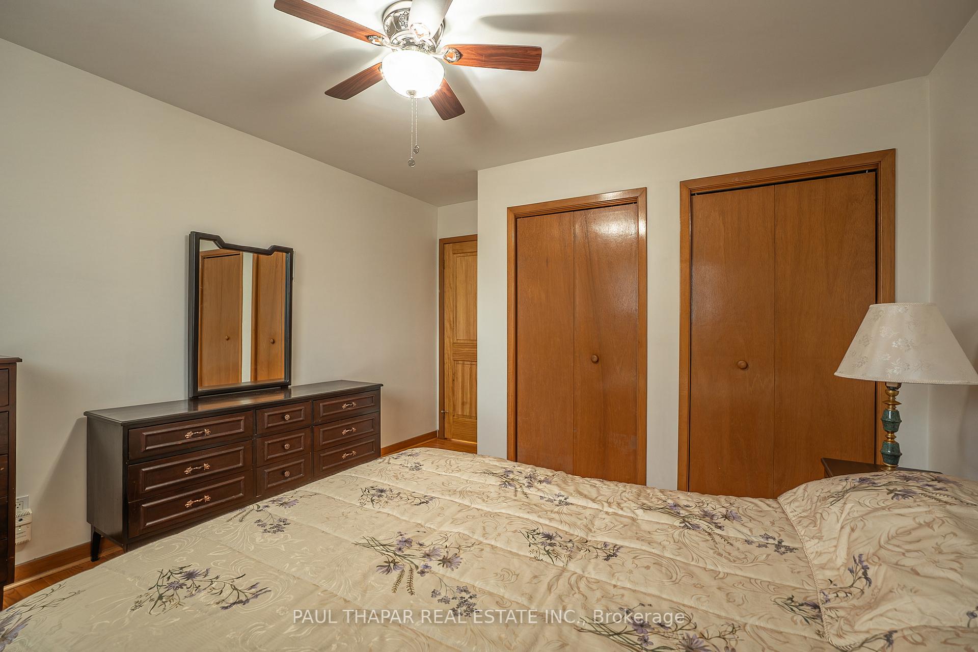 Photo 17 of 10 Castlebury Crescent, North York, Bayview Woods-Steeles — HOMEH