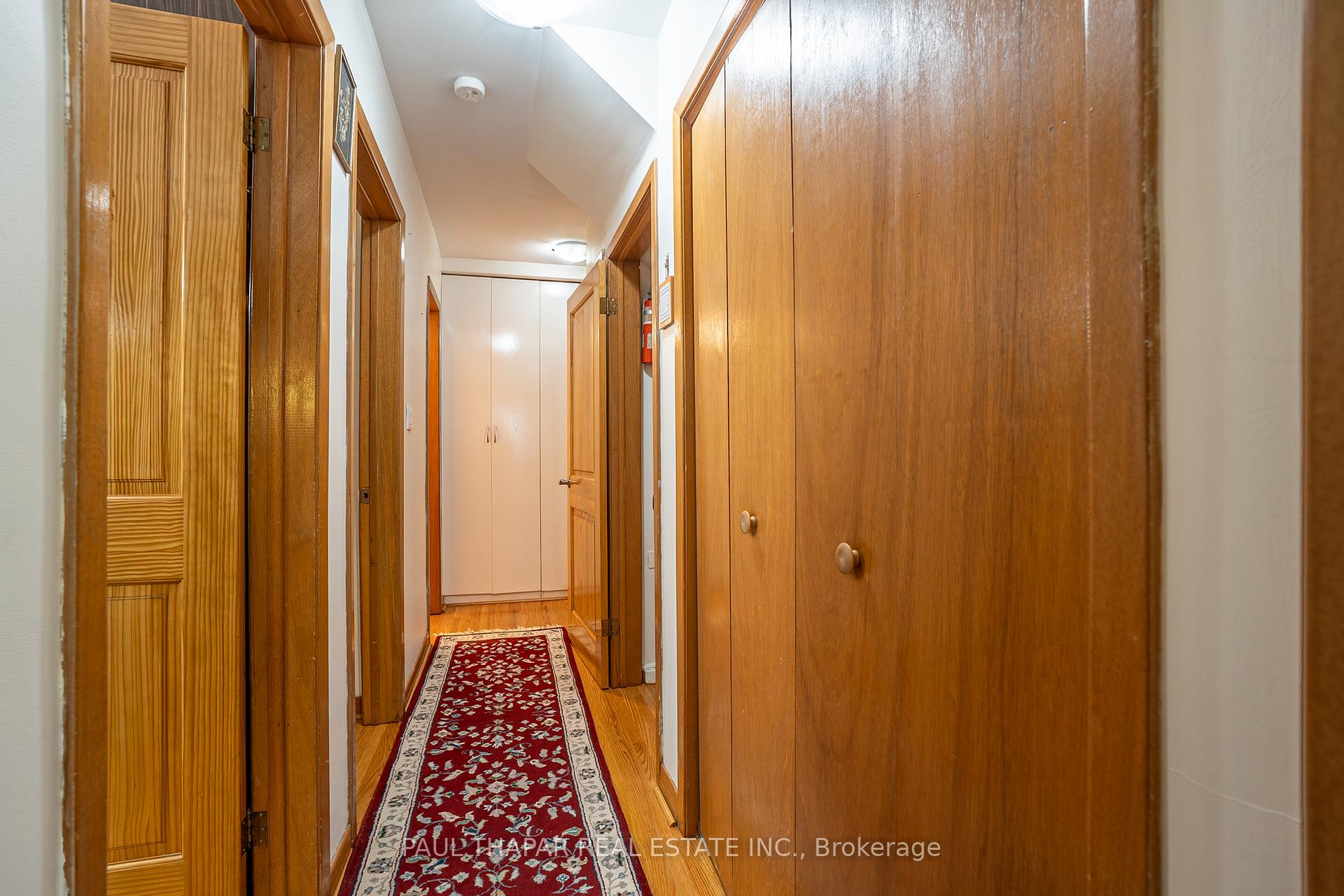 Photo 23 of 10 Castlebury Crescent, North York, Bayview Woods-Steeles — HOMEH