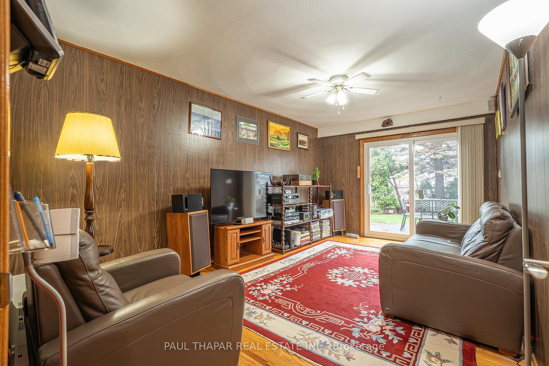 Photo 24 of 10 Castlebury Crescent, North York, Bayview Woods-Steeles — HOMEH