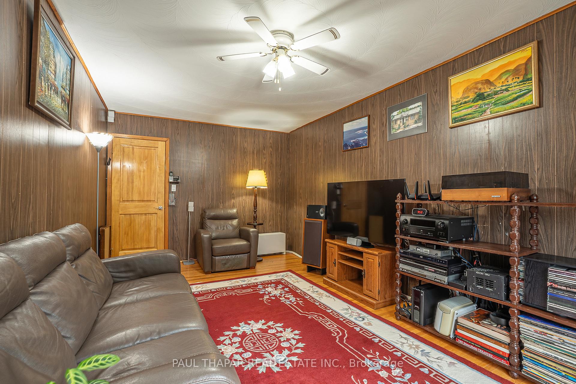 Photo 25 of 10 Castlebury Crescent, North York, Bayview Woods-Steeles — HOMEH