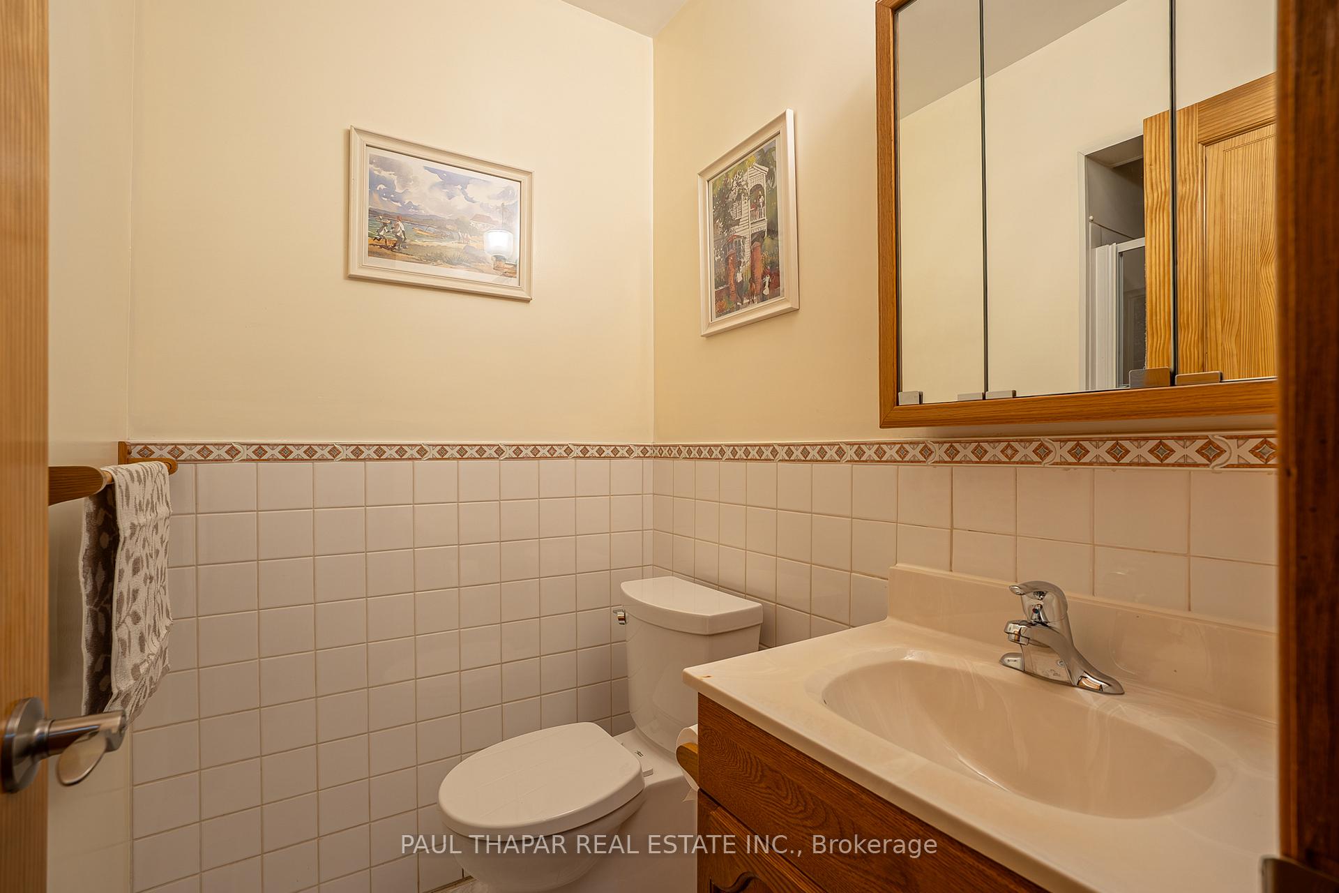 Photo 27 of 10 Castlebury Crescent, North York, Bayview Woods-Steeles — HOMEH