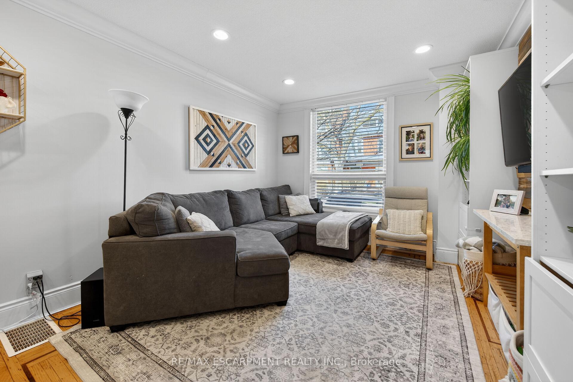 Photo 6 of 179 Burris Street, Hamilton, St. Clair — HOMEH