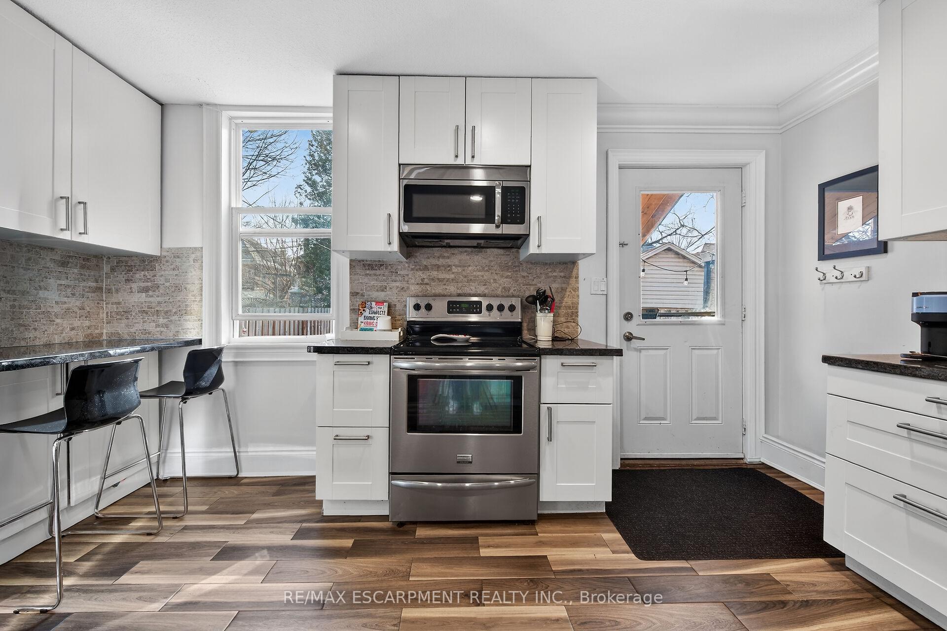 Photo 10 of 179 Burris Street, Hamilton, St. Clair — HOMEH