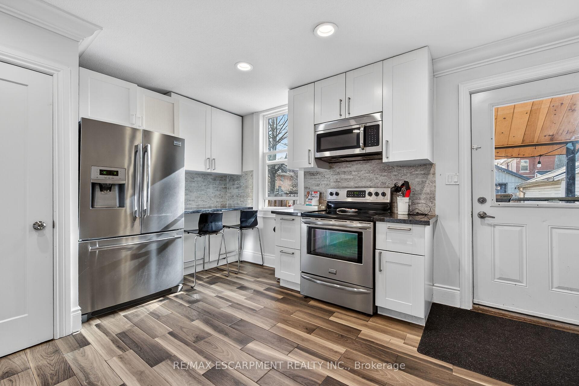 Photo 11 of 179 Burris Street, Hamilton, St. Clair — HOMEH