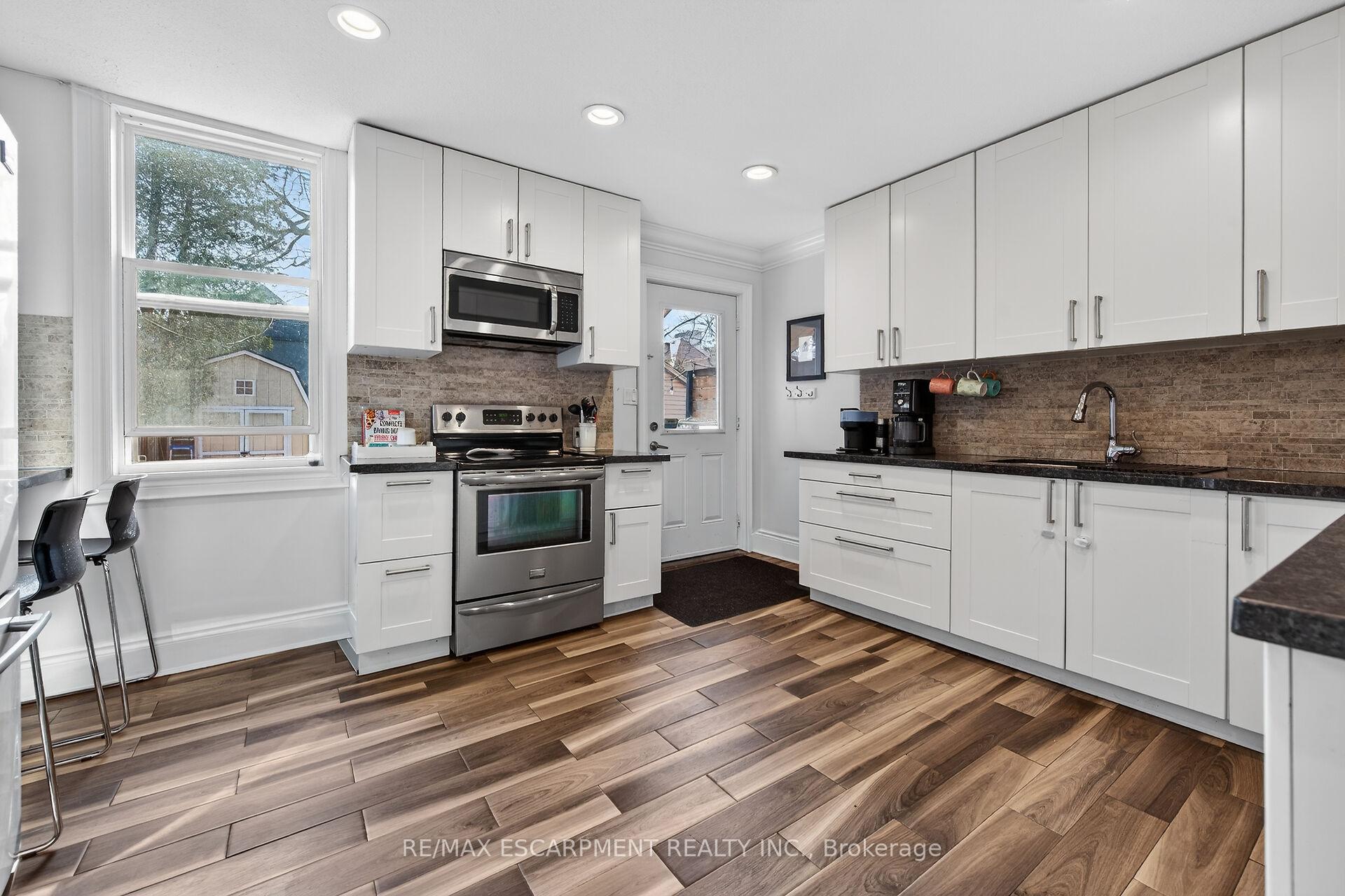 Photo 13 of 179 Burris Street, Hamilton, St. Clair — HOMEH