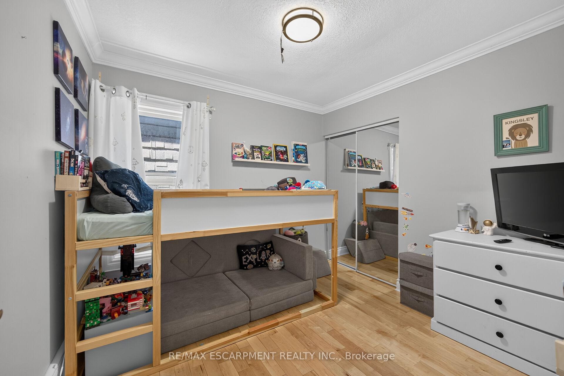 Photo 20 of 179 Burris Street, Hamilton, St. Clair — HOMEH