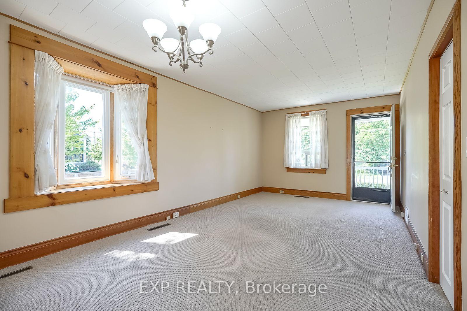 Photo 6 of 1141 Haig Boulevard, Mississauga, Lakeview — HOMEH