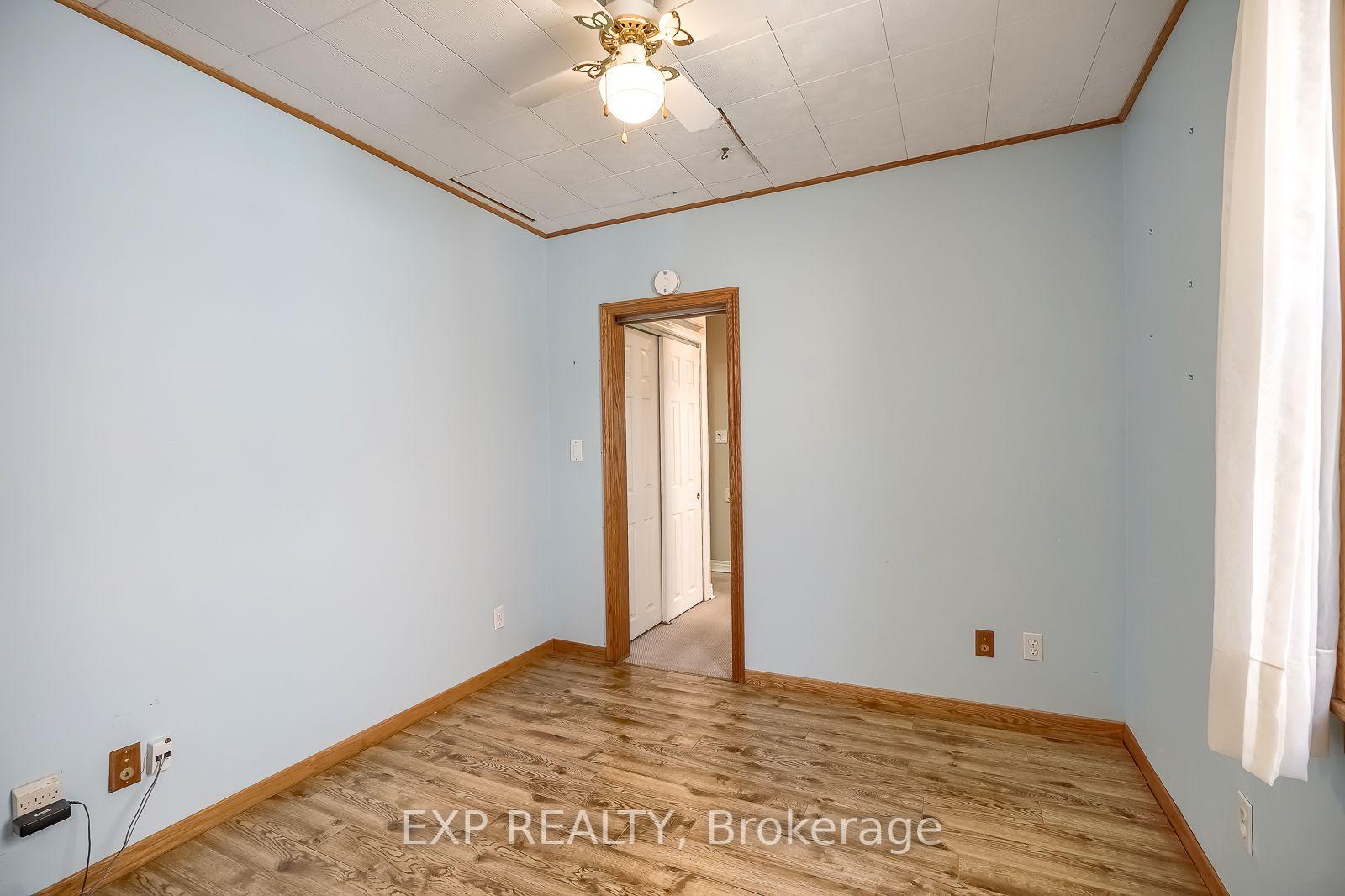 Photo 11 of 1141 Haig Boulevard, Mississauga, Lakeview — HOMEH