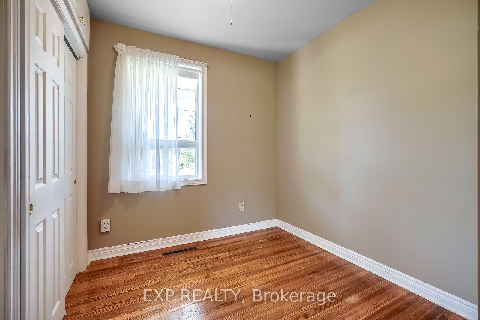 Photo 13 of 1141 Haig Boulevard, Mississauga, Lakeview — HOMEH