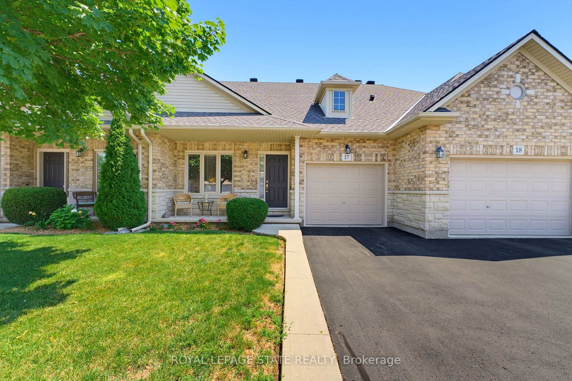 Photo 1 of Unit 17, 310 Southbrook Drive, Hamilton, Binbrook — HOMEH