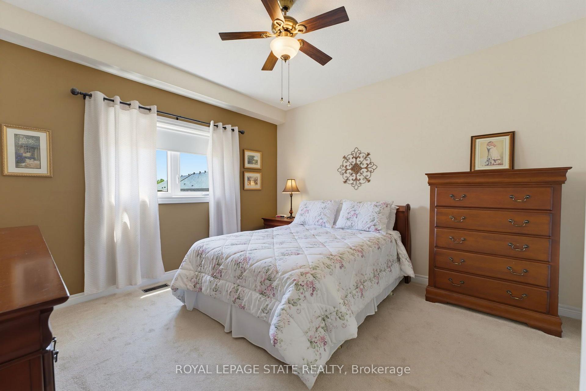 Photo 11 of Unit 17, 310 Southbrook Drive, Hamilton, Binbrook — HOMEH