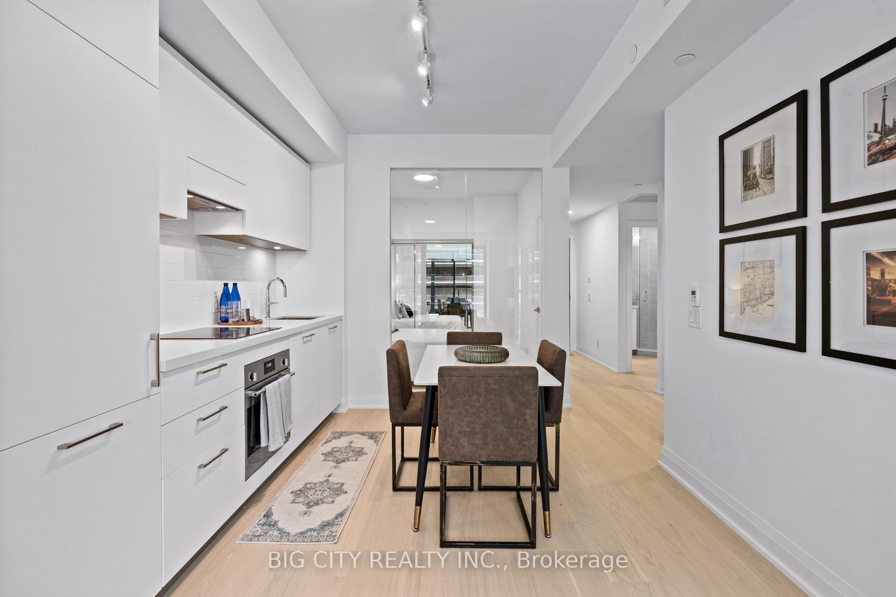 Photo 7 of Unit 908, 33 Frederick Todd Way, Toronto, Thorncliffe Park — HOMEH