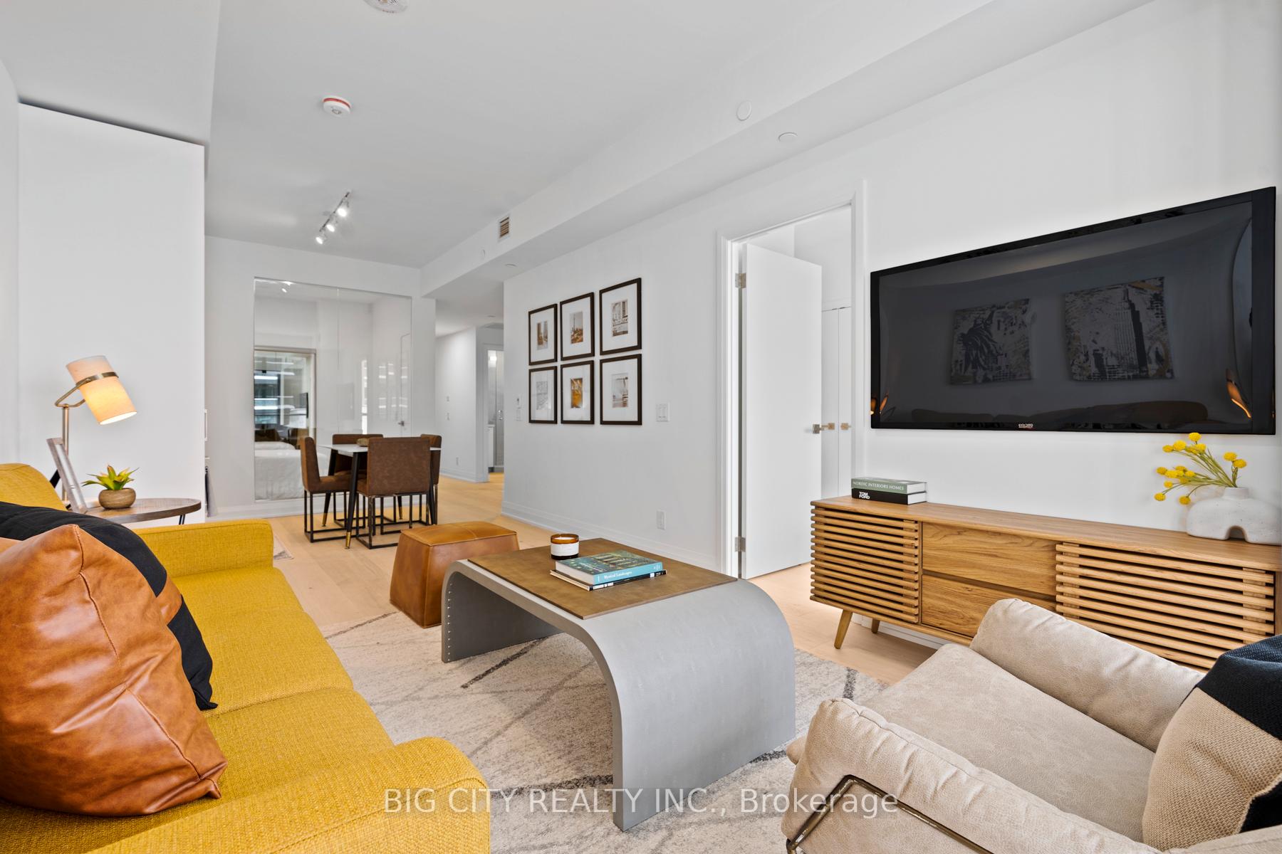 Photo 13 of Unit 908, 33 Frederick Todd Way, Toronto, Thorncliffe Park — HOMEH
