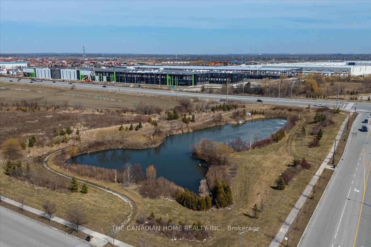 Photo 7 of 33 Denali Crescent, Brampton, Bram East — HOMEH