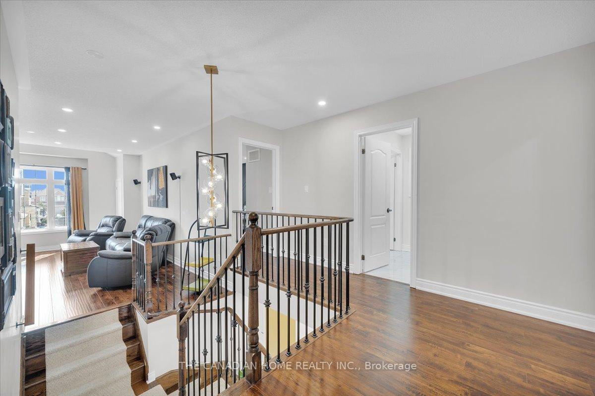Photo 23 of 33 Denali Crescent, Brampton, Bram East — HOMEH