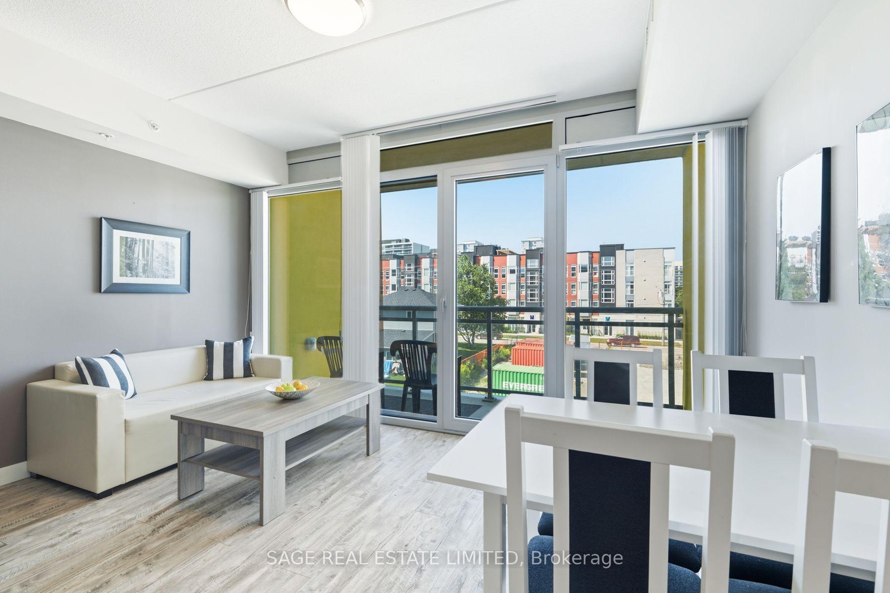 Photo of Unit 424, 257 Hemlock Street