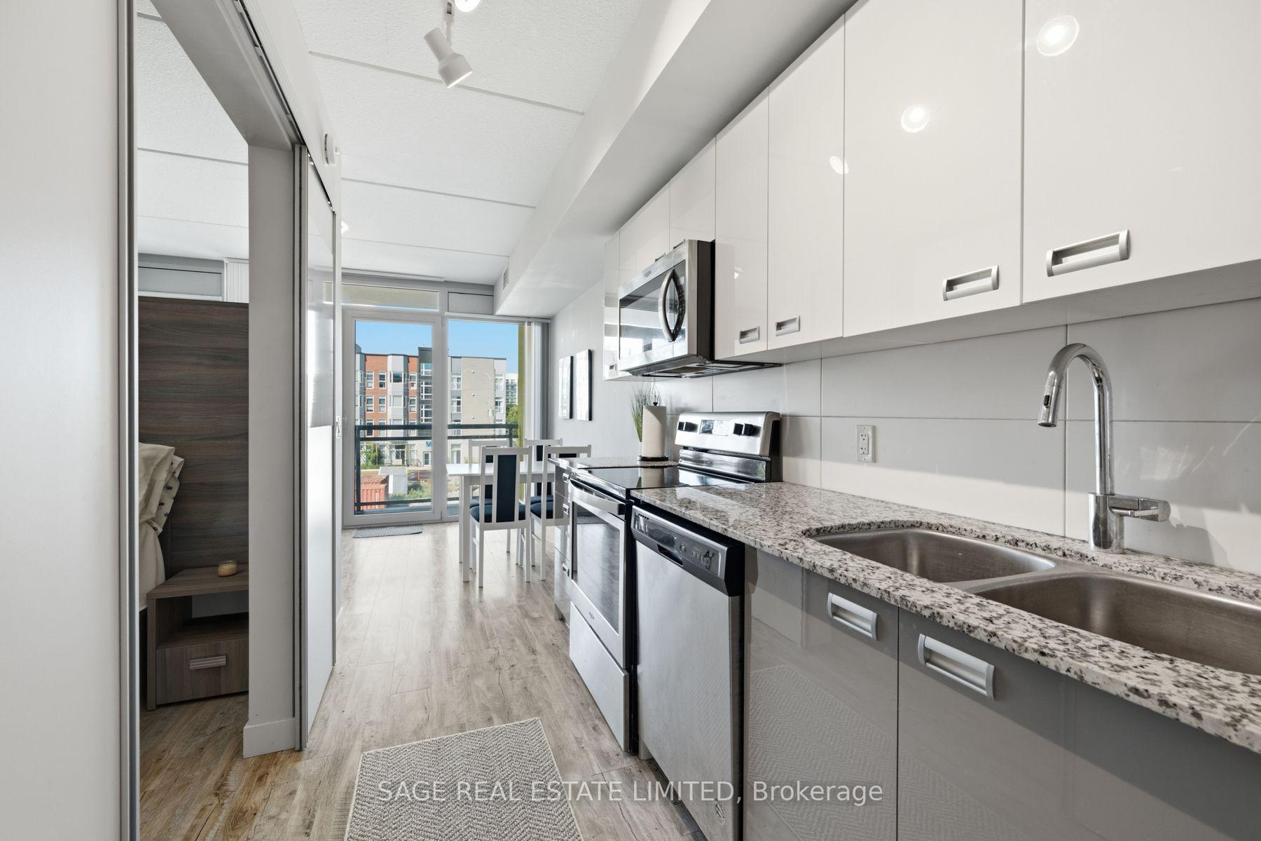 Photo 3 of Unit 424, 257 Hemlock Street, Waterloo, Downtown Waterloo — HOMEH