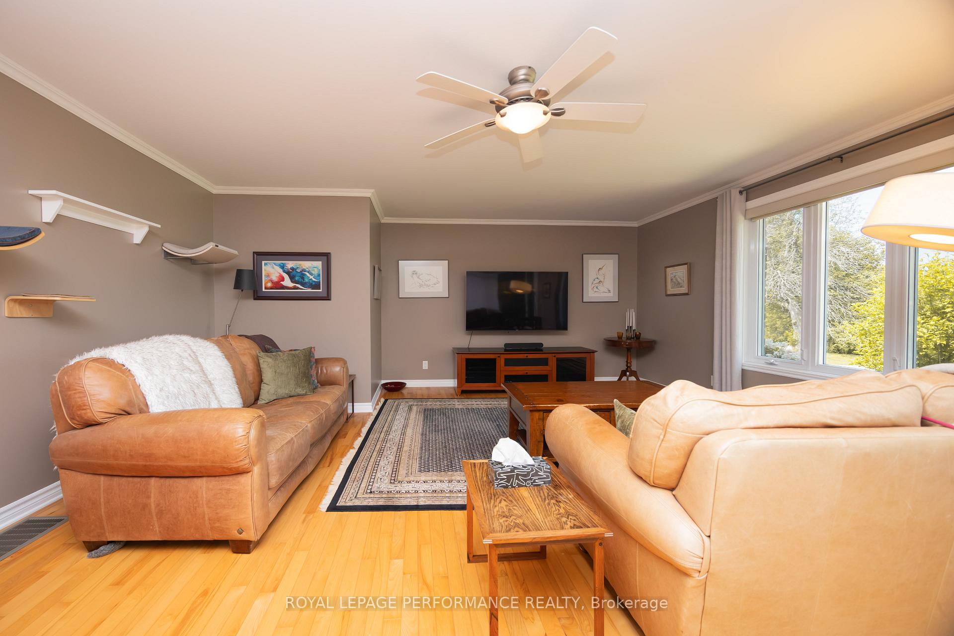 Photo 13 of 3610 Cloverside Road, North Stormont, North Stormont (Roxborough) Twp — HOMEH